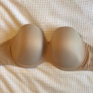 Prima Donna Strapless bra.